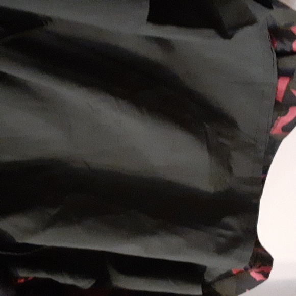 Banana Republic Dark Green And Red Jigsaw Pleated Mini Skirt Womens Size 4 - Picture 10 of 10